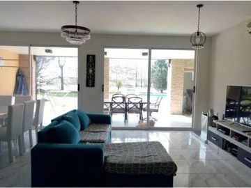 Venta Casa  Brio Cerrado Las Perdices
