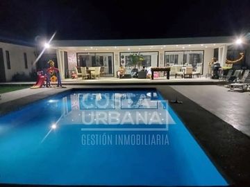 VENTA Gran casa autosustentable con amplio terreno en Olmué