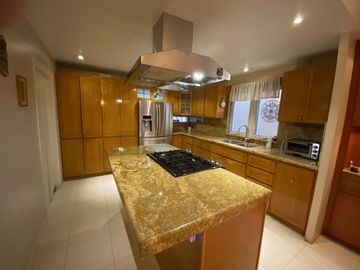 VENTA CASA CON JARDIN  Secc Coronado Playas de Tijuana