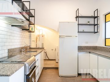 Malabia 1000 PB: PH 3 amb. al frente. Refaccionado a nuevo. T89.40m² Oportunidad!!
