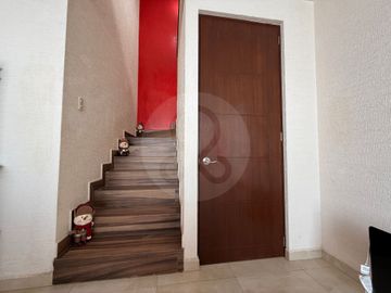 Casa en condominio en venta en CacalomacAn