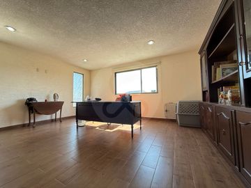 Casa en condominio en venta en CacalomacAn