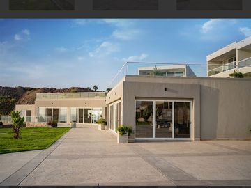 VILLA CORONADO FRENTE AL MAR EN COMUNIDAD EXCLUSIVA