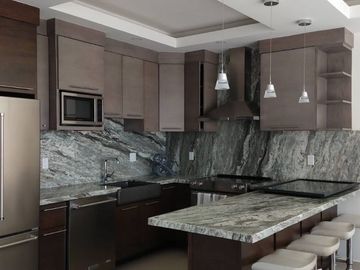 VILLA CORONADO FRENTE AL MAR EN COMUNIDAD EXCLUSIVA