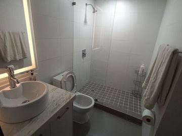 VILLA FRENTE AL MAR EN  EL RESIDENCIAL MÁS EXCLUSIVO DE ROSARITO