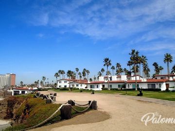 VILLA FRENTE AL MAR EN  EL RESIDENCIAL MÁS EXCLUSIVO DE ROSARITO