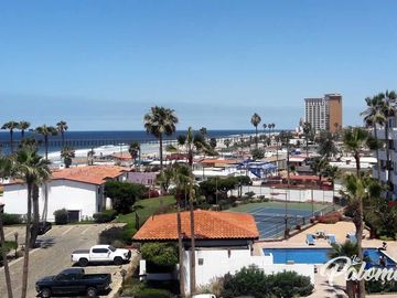 VILLA FRENTE AL MAR EN  EL RESIDENCIAL MÁS EXCLUSIVO DE ROSARITO