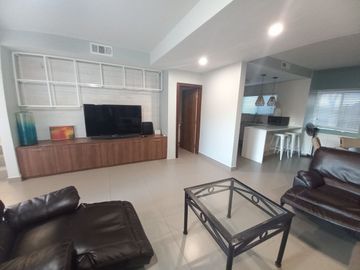 VILLA FRENTE AL MAR EN  EL RESIDENCIAL MÁS EXCLUSIVO DE ROSARITO