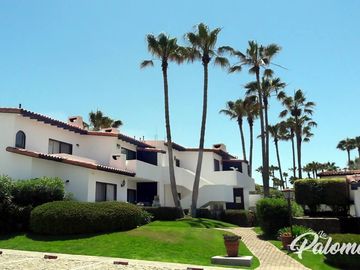 VILLA FRENTE AL MAR EN  EL RESIDENCIAL MÁS EXCLUSIVO DE ROSARITO