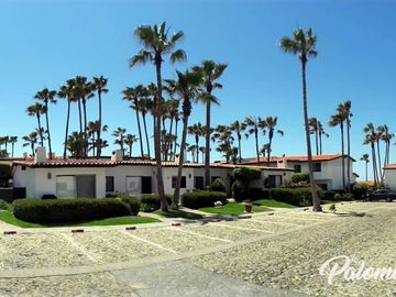 VILLA FRENTE AL MAR EN  EL RESIDENCIAL MÁS EXCLUSIVO DE ROSARITO