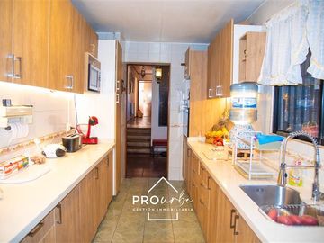 Casa en Venta en Carlos Dickens / Alcalde Rutilio Rivas