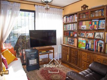 Casa en Venta en Carlos Dickens / Alcalde Rutilio Rivas