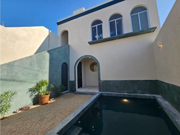 Casa en venta totalmente remodelada en el Barrio de San Sebastián