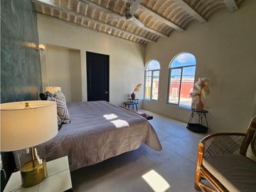 Casa en venta totalmente remodelada en el Barrio de San Sebastián