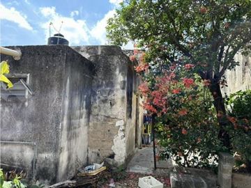Casona en venta para remodelar a una cuadra del Parque de la Plancha