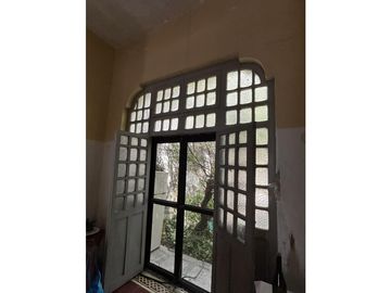 Casona en venta para remodelar a una cuadra del Parque de la Plancha