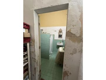 Casona en venta para remodelar a una cuadra del Parque de la Plancha