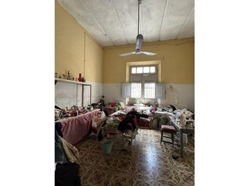Casona en venta para remodelar a una cuadra del Parque de la Plancha