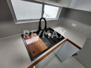 CASA EN VENTA EN VILLA RESIDENCIAL DEL BOSQUE, TIJUANA