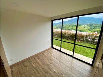 Se Vende Casa - Sector Av Centenario Norte
