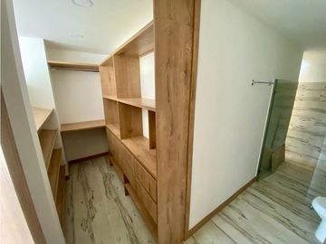 Se Vende Casa - Sector Av Centenario Norte