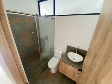 Se Vende Casa - Sector Av Centenario Norte