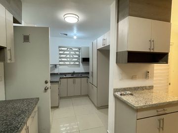 CASA CON DEPA TIPO LOFT EN VENTA, ANAHUAC SAN PATRICIO  - ESCOBEDO N.L.