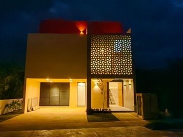Casa en venta en Paseo Country, al norte de Mérida, Yucatán.