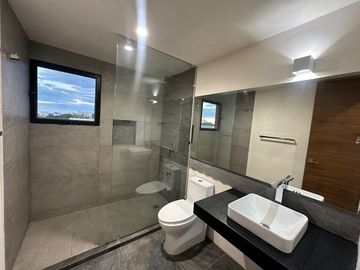 Casa en venta en Paseo Country, al norte de Mérida, Yucatán.