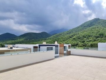 Casa en Venta en Santiago, Carretera Nacional