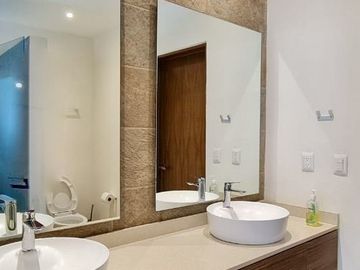 Casa en Venta en Santiago, Carretera Nacional
