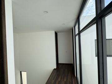 Venta de hermosa casa calicantos