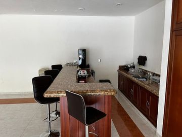 CASA EN VENTA EN ESQUINA UBICADA EN BENITO JUAREZ NORTE, MERIDA.