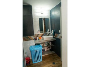 Vendo Casa frente al parque urb. Sagrada Familia Bellavista