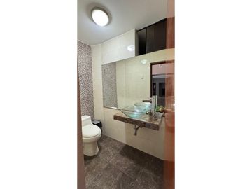 Vendo Casa frente al parque urb. Sagrada Familia Bellavista