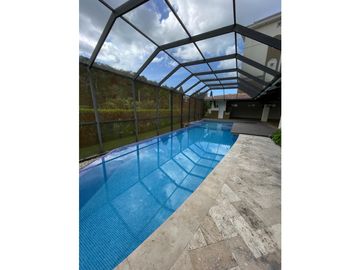 Se vende hermosa residencia de lujo