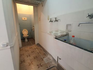 Depto.tipo casa de 5 ambientes en Venta en Almagro