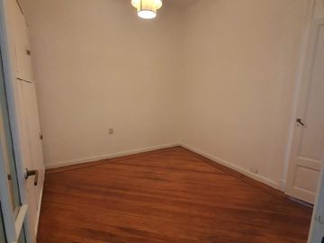 Depto.tipo casa de 5 ambientes en Venta en Almagro