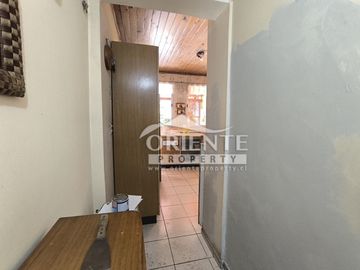 METRO LAS REJAS, 4 DORMITORIOS 1 BAÑO