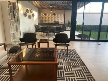 Se Vende Casa en Jurica, Arco de Piedra, la Privada más Exclusiva en Jurica.