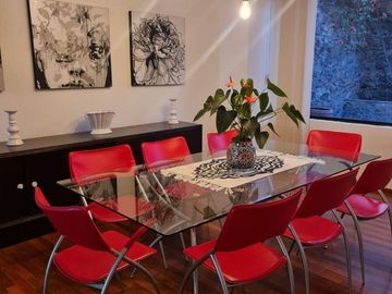 Preciosa Residencia en LOMA DORADA, Super Céntrica, 4 Niveles !