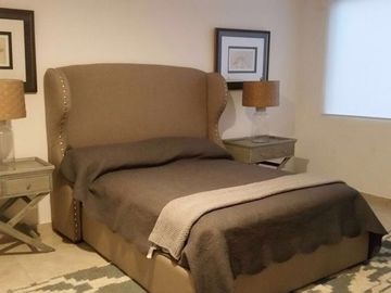 Preciosa Residencia en LOMA DORADA, Super Céntrica, 4 Niveles !