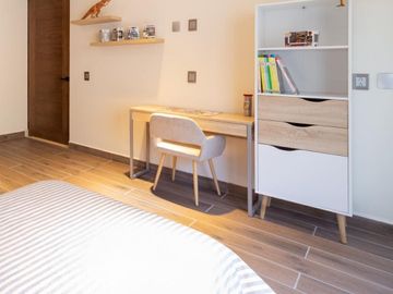 Estrena Departamento en Loma Dorada, 263 m2, 3 Recamaras, 3.5 Baños, de LUJO !