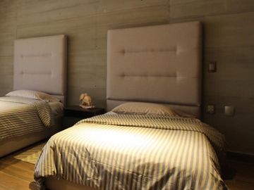 Hermoso Departamento en Loma Dorada, 263 m2, 3 Recamaras, 3.5 Baños, de LUJO !