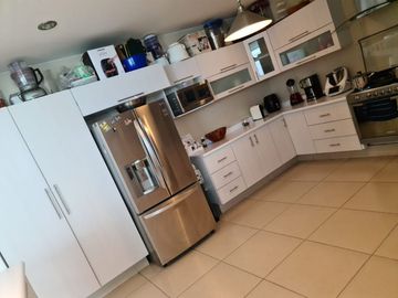Casa en Venta en Centro Sur, Claustros de las Misiones, 4 Recamaras, 4.5 Baños