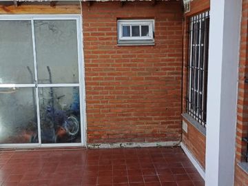 Casa PH en venta en Gerli Este