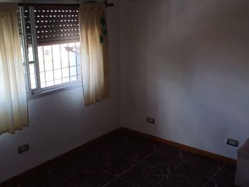 Casa PH en venta en Gerli Este