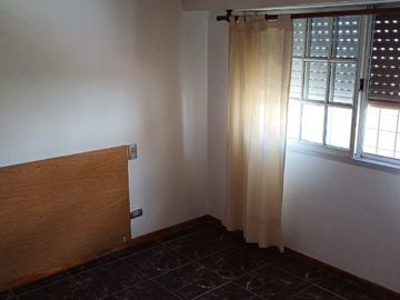Casa PH en venta en Gerli Este