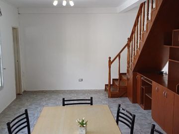 Casa PH en venta en Gerli Este
