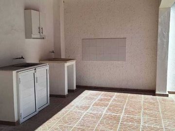 Venta Casa sobre Av. Principal ideal para Negocio, Altabrisa.